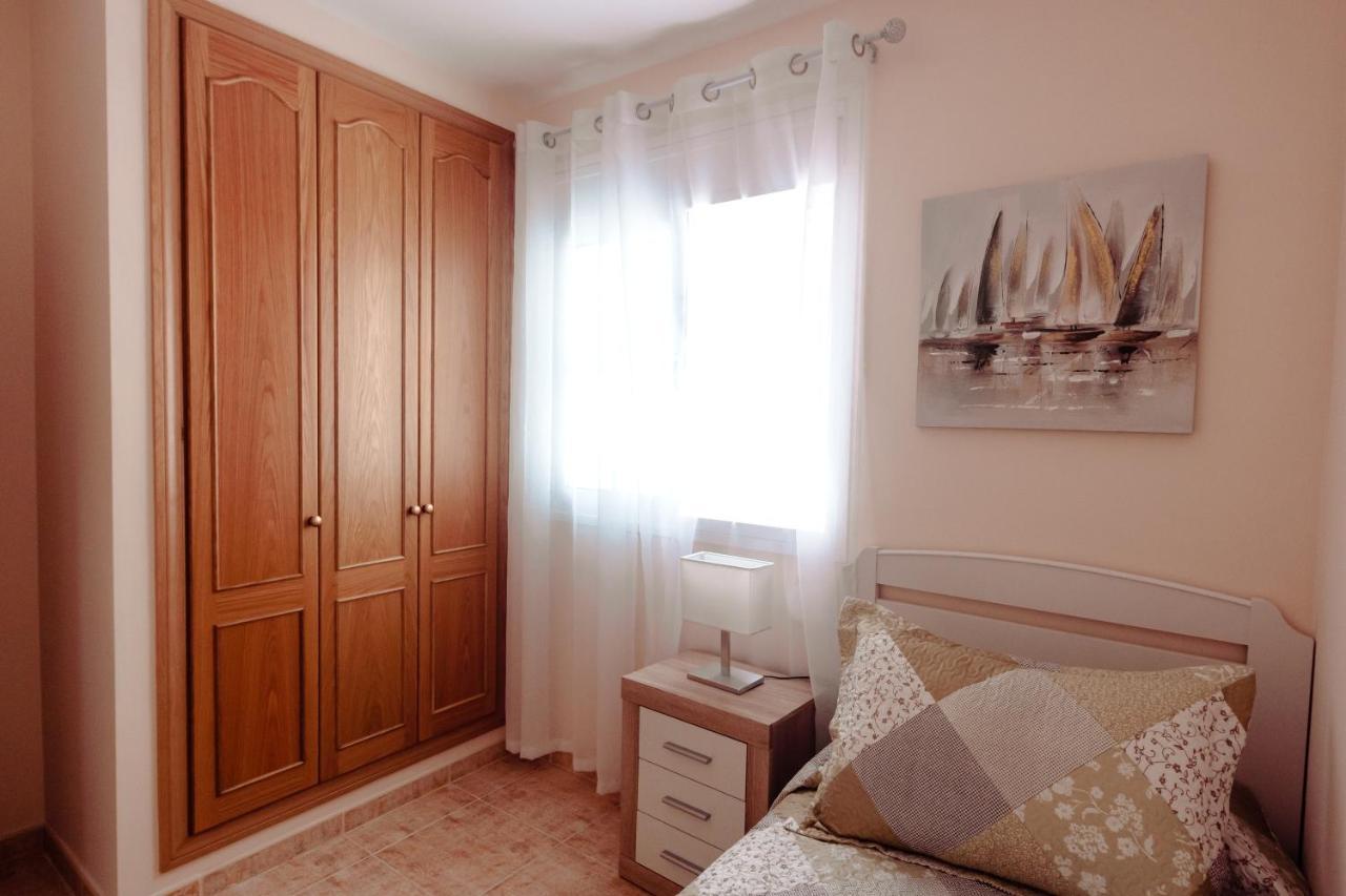 Apto Ache, Acogedor Apartamento De 66 M Con Terraza, Aire Acondicionado Y Parking Privado Gratuito Los Abrigos Esterno foto