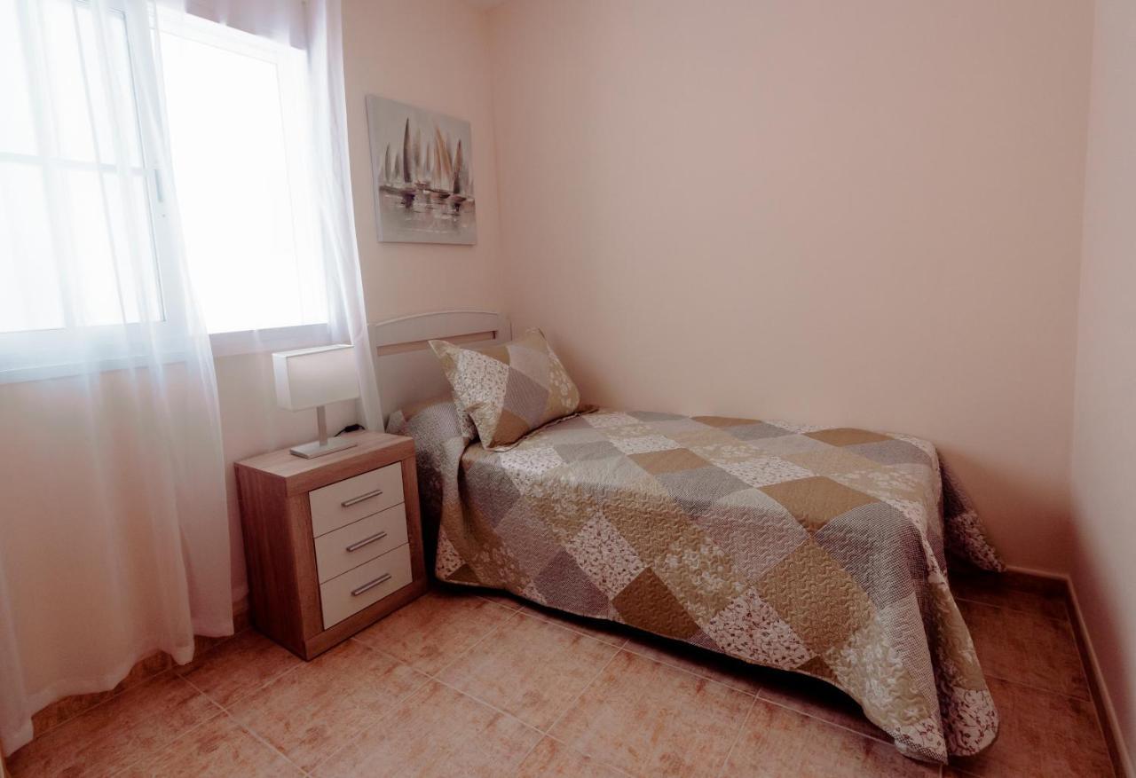 Apto Ache, Acogedor Apartamento De 66 M Con Terraza, Aire Acondicionado Y Parking Privado Gratuito Los Abrigos Esterno foto